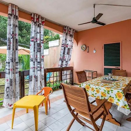 Holiday home Beautiful In With Kitchen Anzio