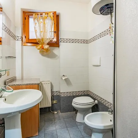 Beautiful In With Kitchen * Anzio